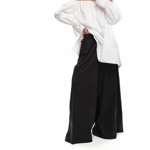 Elegant Black Wide-Leg Pants